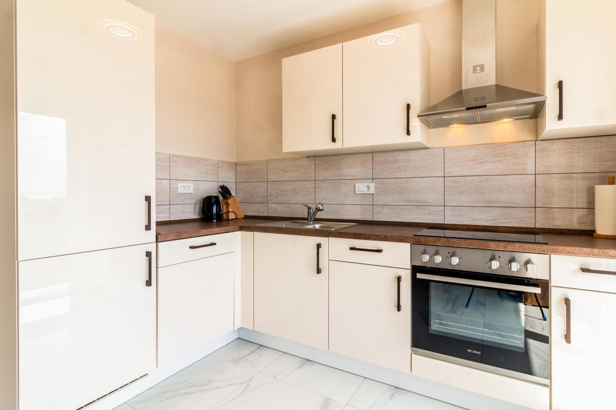 Apartmani Nela Kaštela Kültér fotó