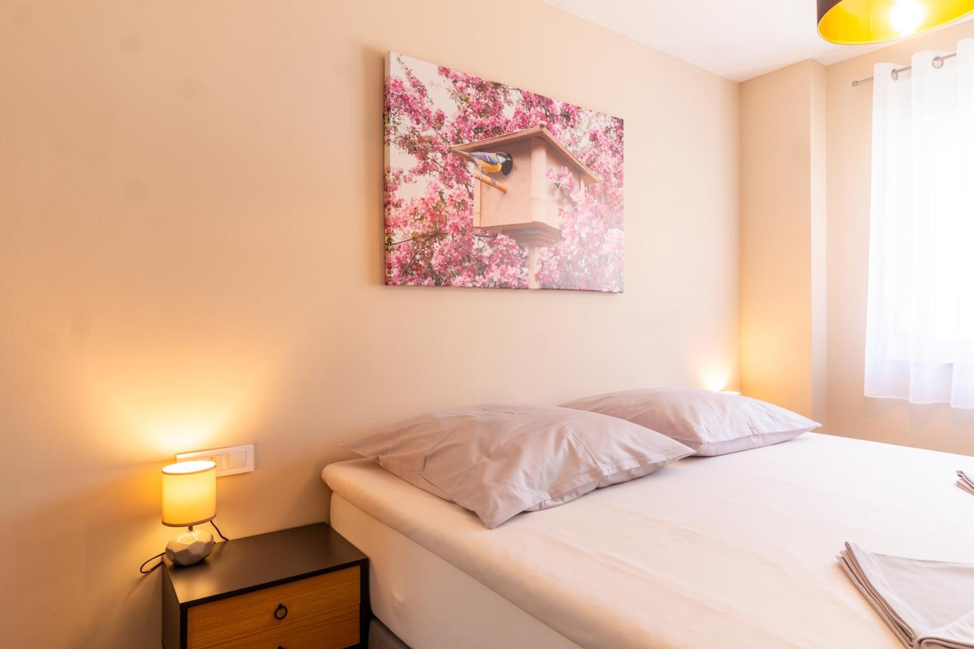 Apartmani Nela Kaštela Kültér fotó