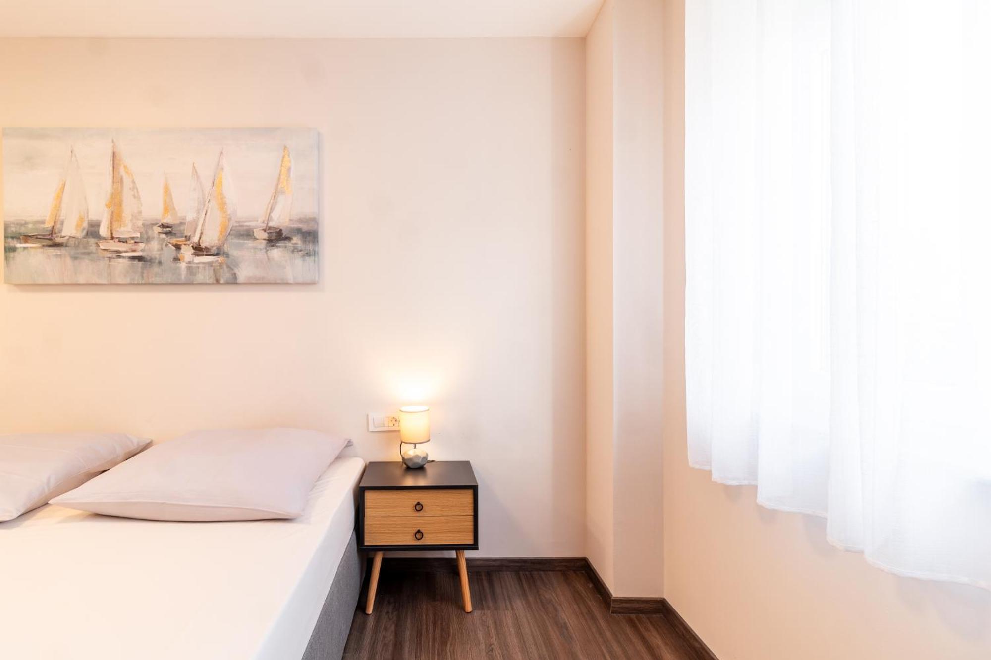 Apartmani Nela Kaštela Kültér fotó