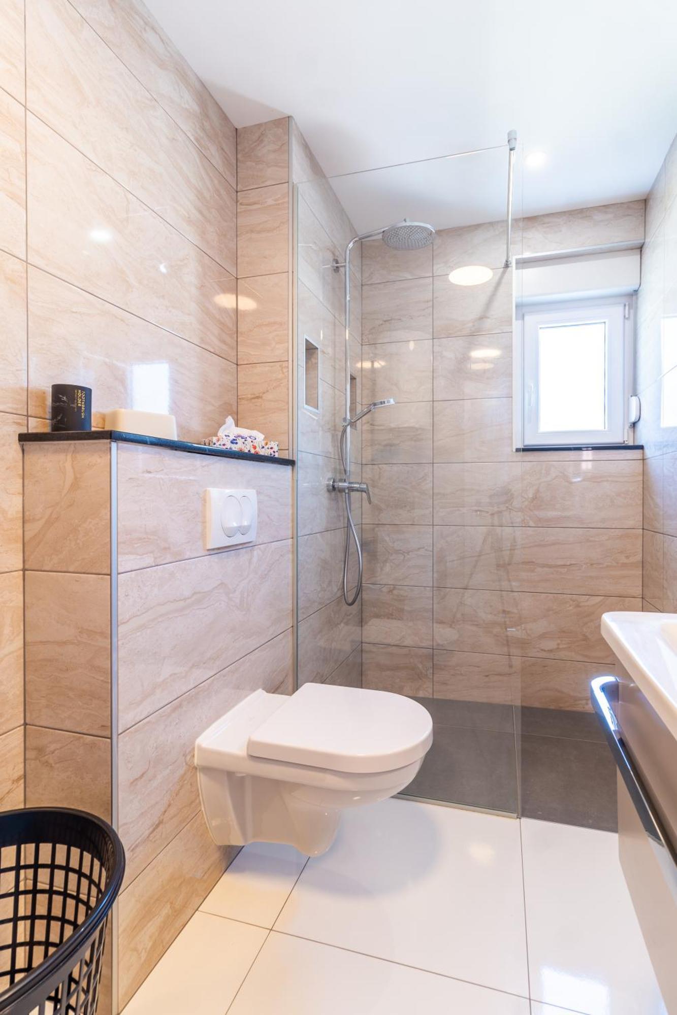 Apartmani Nela Kaštela Kültér fotó