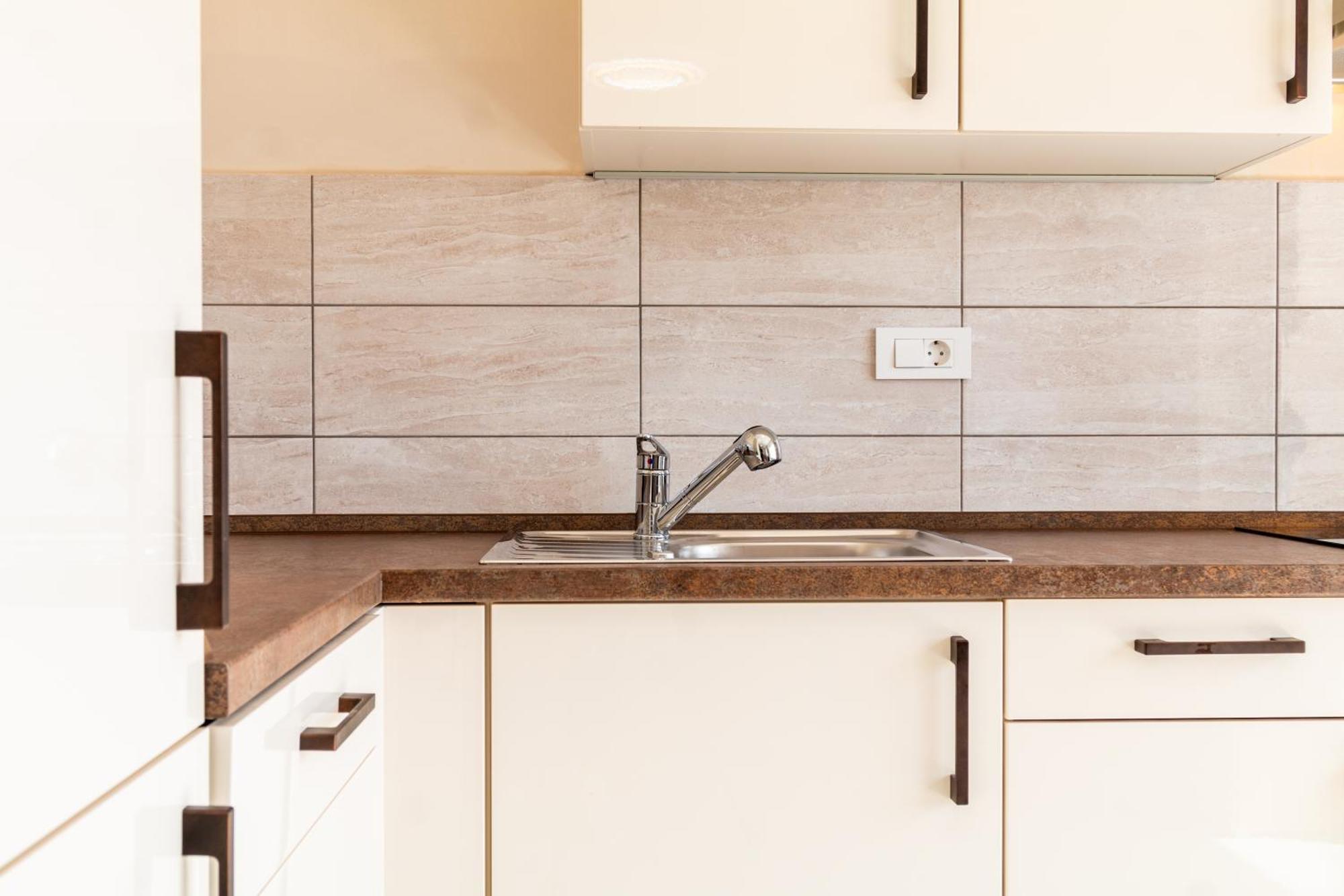 Apartmani Nela Kaštela Kültér fotó